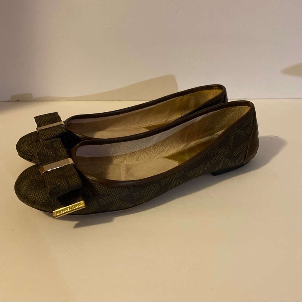 Michael Kors Flats Size 7.5 - Picture 2 of 14